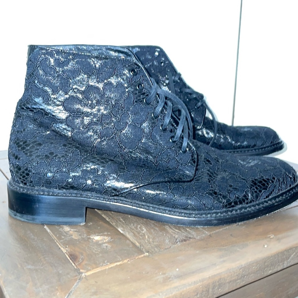 YSL Lolita boot in lace.